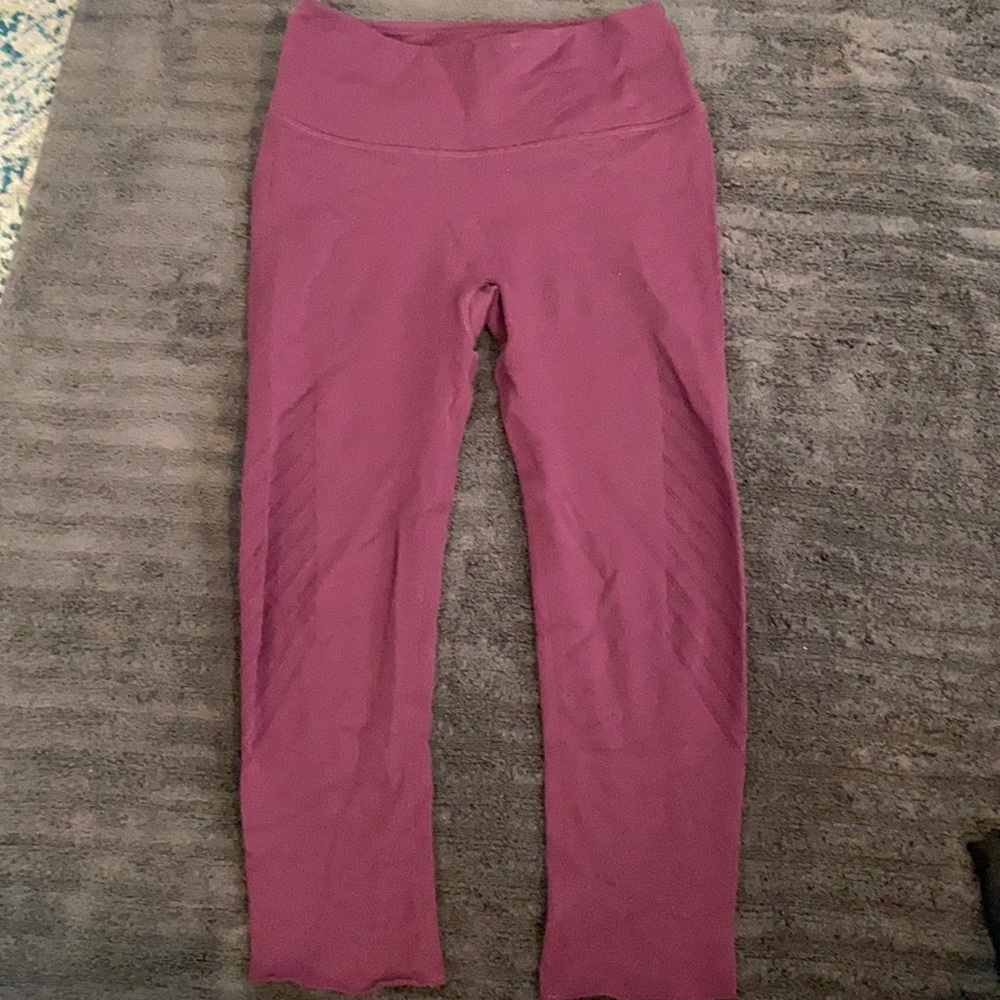 Lululemon crop purple leggings